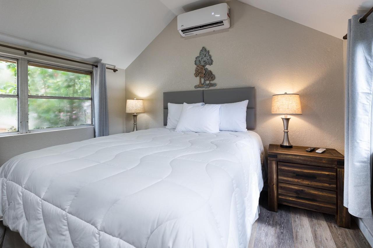 Lake Panasoffkee Idlewild Lodge And Rv Park מראה חיצוני תמונה