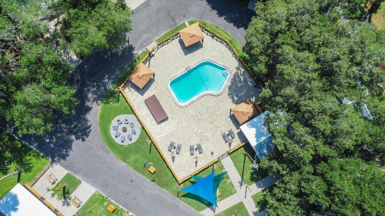 Lake Panasoffkee Idlewild Lodge And Rv Park מראה חיצוני תמונה